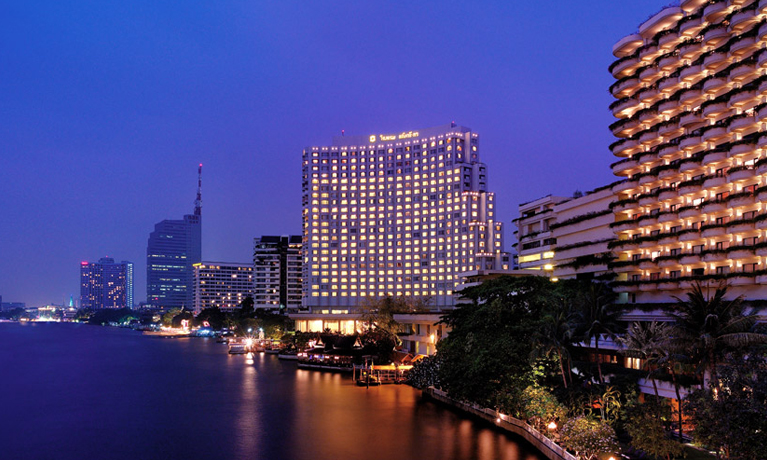 Shangri-La Hotel, Bangkok hotel exterior