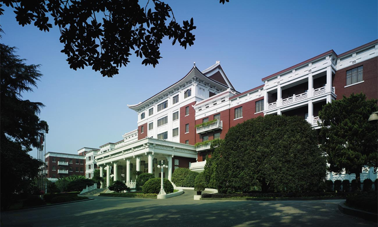 Shangri-La Hotel, Hangzhou hotel exterior